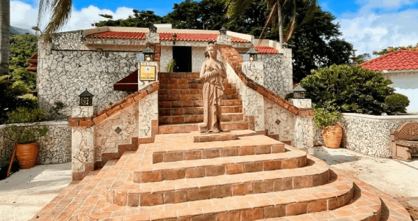 Core.Domain.Models.Image