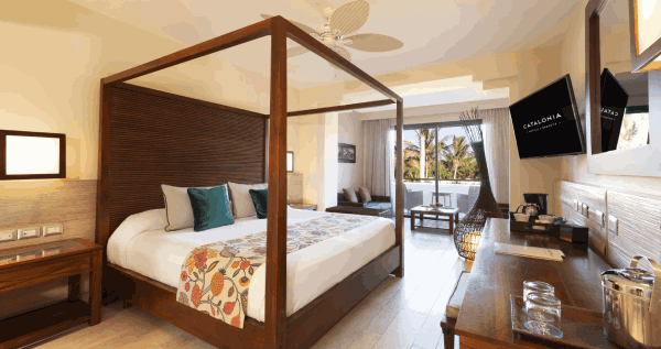 Core.Domain.Models.Image